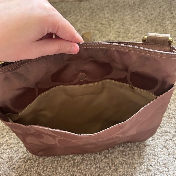 Coach Signature Getaway Nylon File Crossbody Shoulder Bag Brown Travel Pocket - Picture 6 of 11